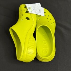 NWT Aura Clog CROCS. Bright neon/lime green